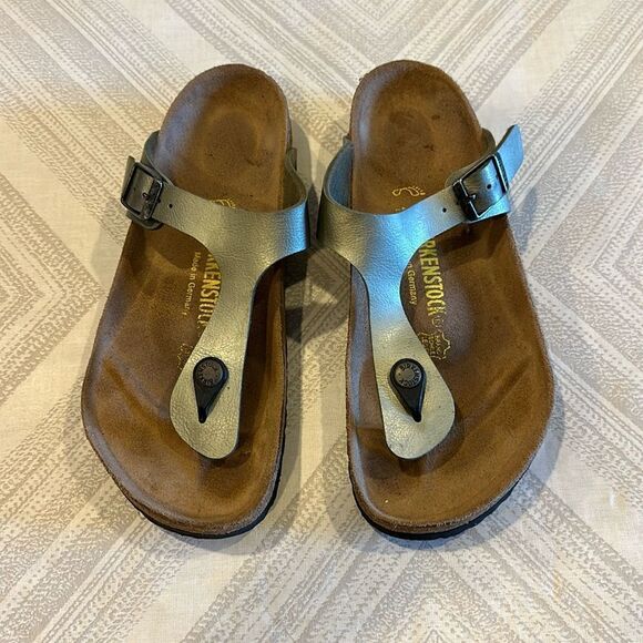 Birkenstock Women’s Gizeh Birko-Flor Silver Flip Flop - Size 38 - Picture 1 of 6
